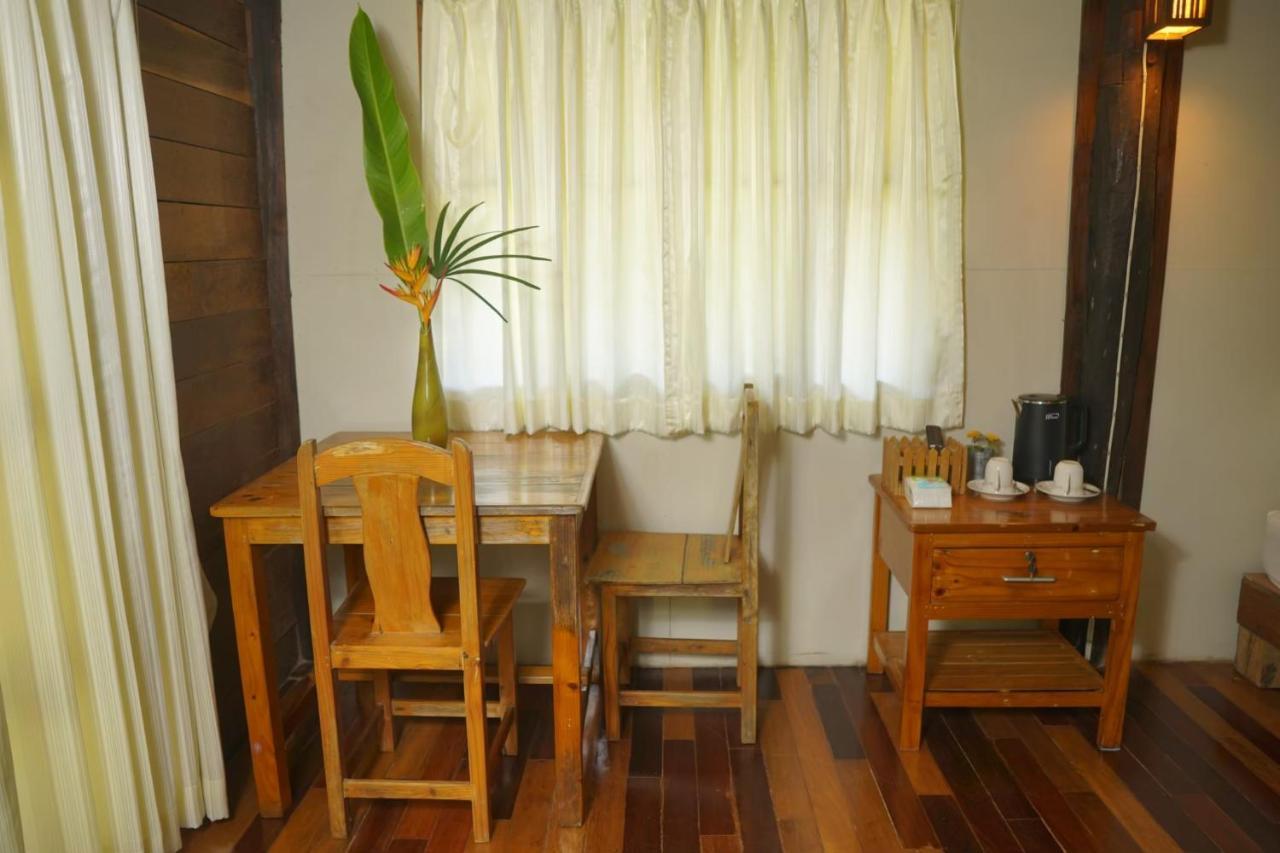 Tongluang Inthanon Homestay โต้งหลวงอินทนนท์โฮมสเตย์ Chom Thong Esterno foto
