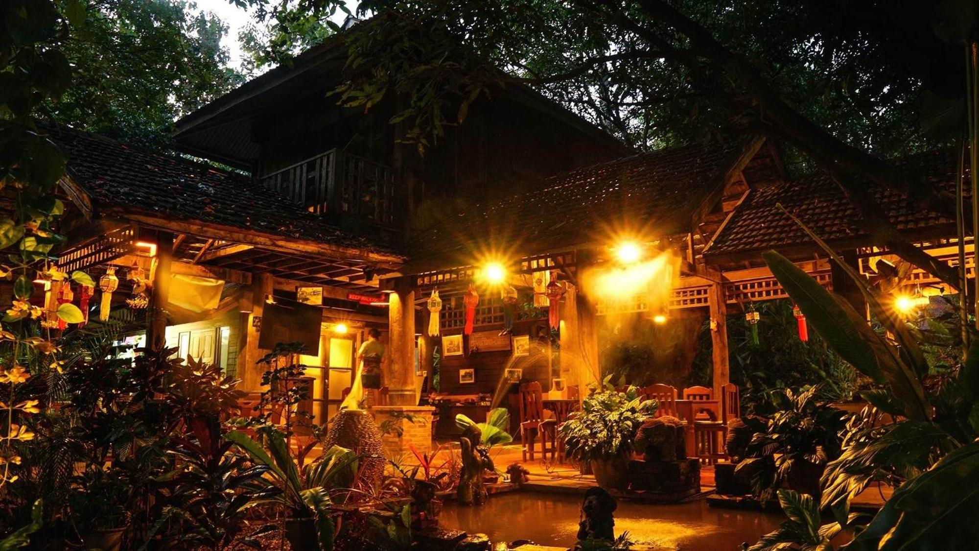 Tongluang Inthanon Homestay โต้งหลวงอินทนนท์โฮมสเตย์ Chom Thong Esterno foto